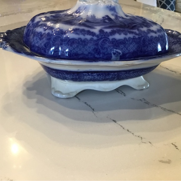 Vintage Flow Blue Covered Dish stamped & numbered - Picture 3 of 11